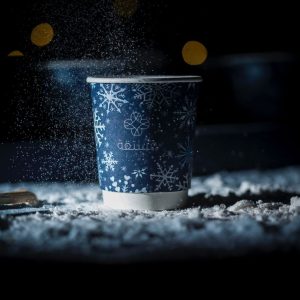 اكواب ورقية