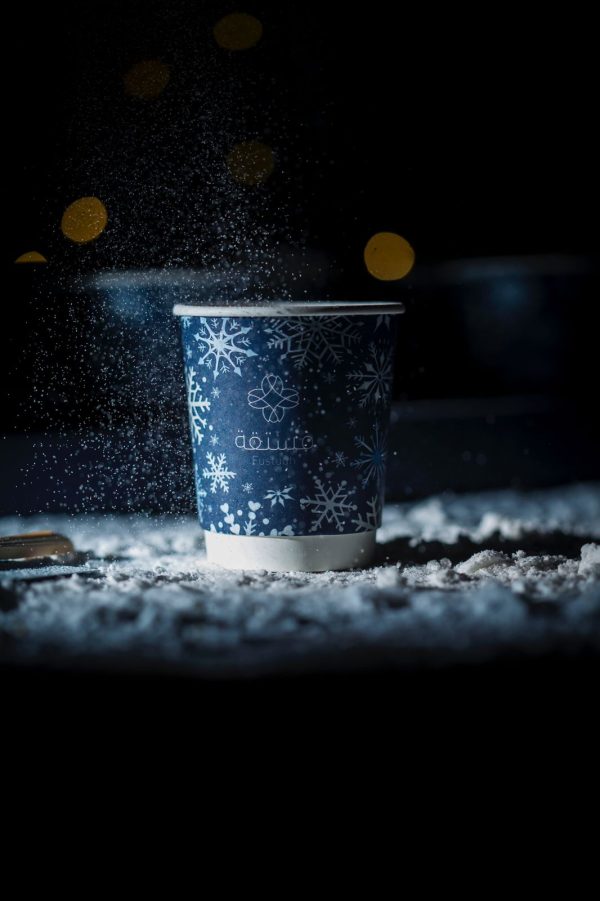 اكواب ورقية